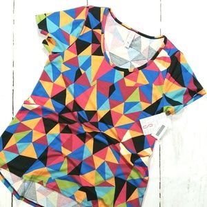 Small Lularoe Classic tee nwt